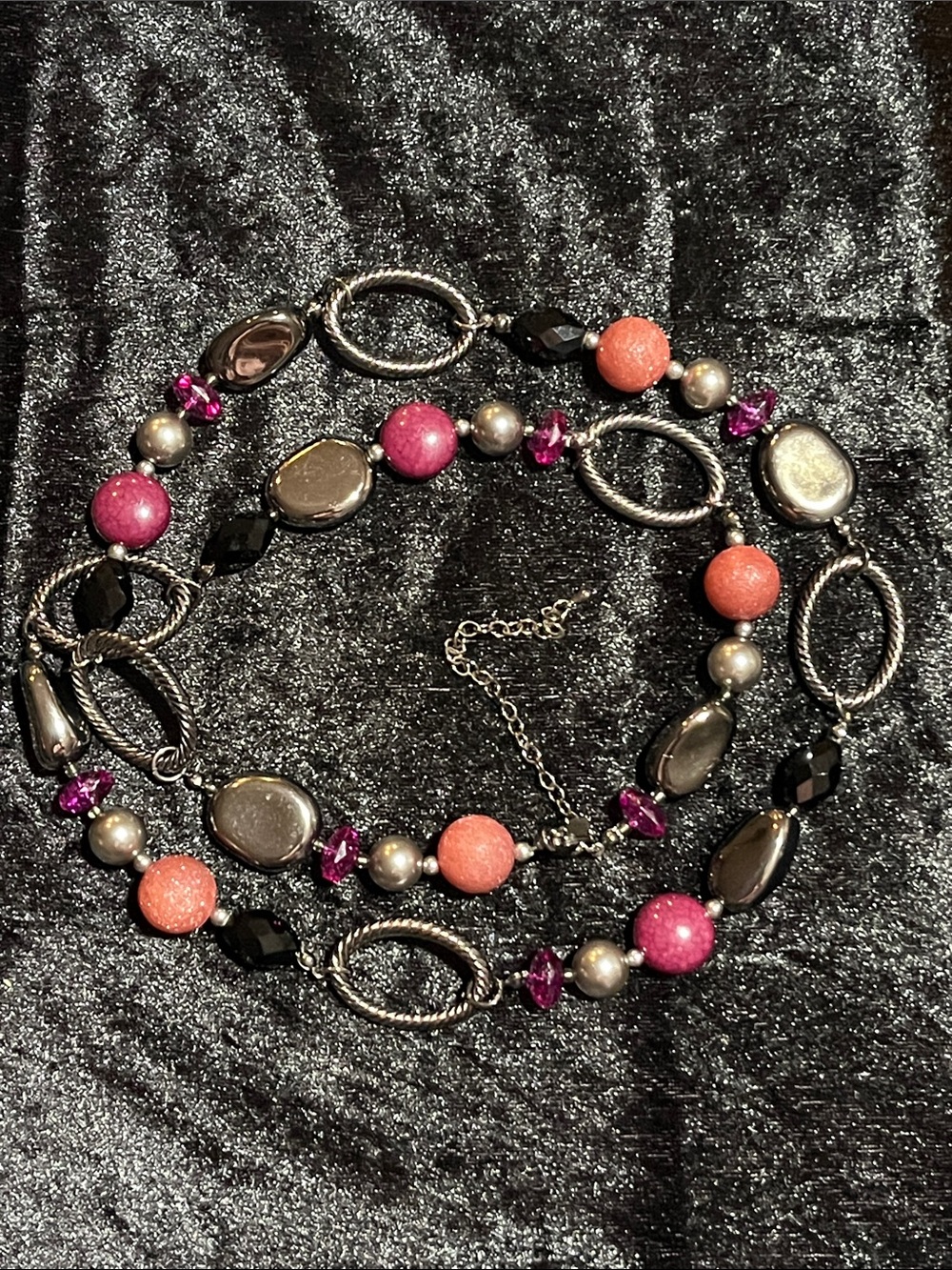 Premier Designs “Mulberry” Necklace
